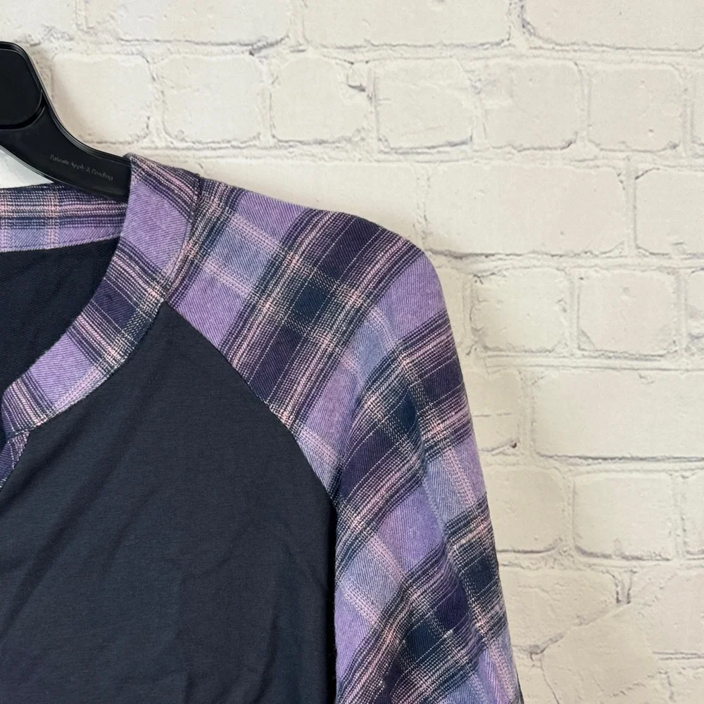 BloomChic Navy and Purple Plaid Long Sleeve Henley Top Plus Size 1X - Picture 3 of 7